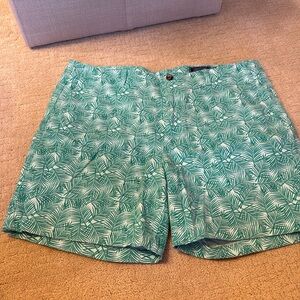 Men Vineyard Vines Tropical Palm Tree Green Size 38 shorts